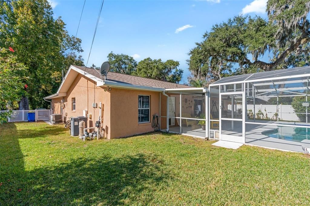 На продажу: $355,000 (3 спален, 2 ванн, 1278 Квадратных фут)