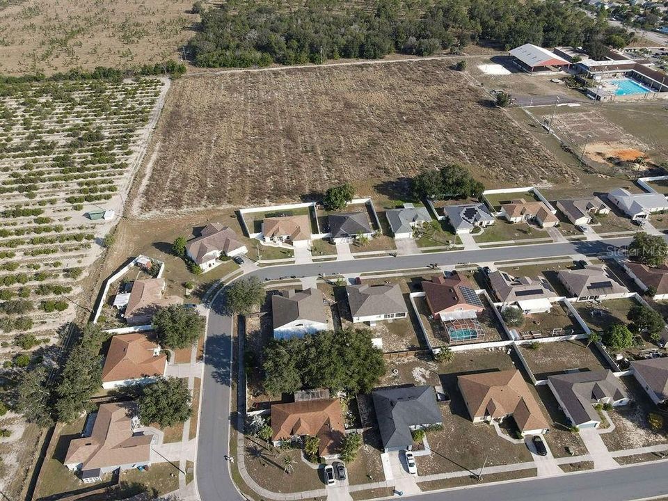 En Venta: $299,900 (4 camas, 2 baños, 1742 Pies cuadrados)