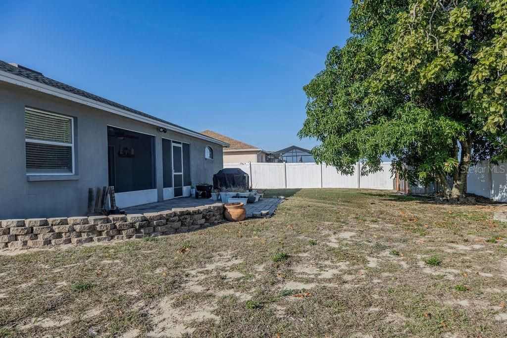 En Venta: $299,900 (4 camas, 2 baños, 1742 Pies cuadrados)