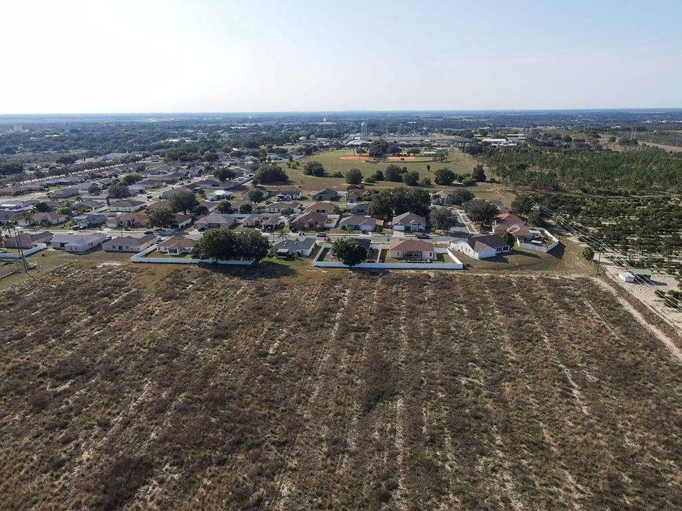 En Venta: $299,900 (4 camas, 2 baños, 1742 Pies cuadrados)