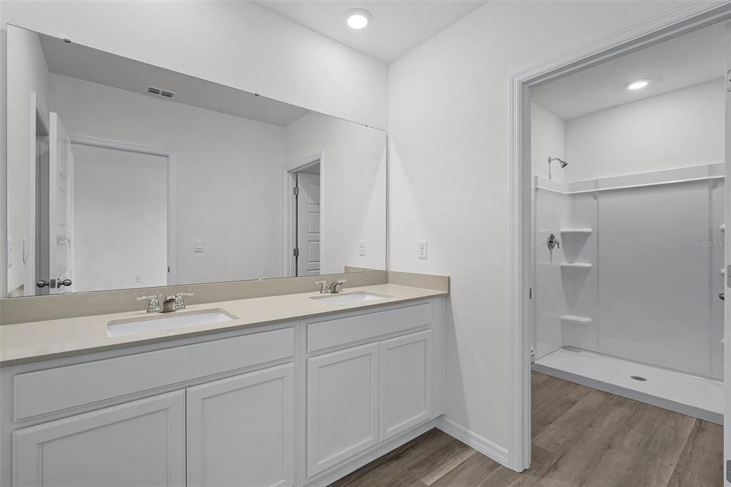 En Venta: $307,490 (3 camas, 2 baños, 1758 Pies cuadrados)