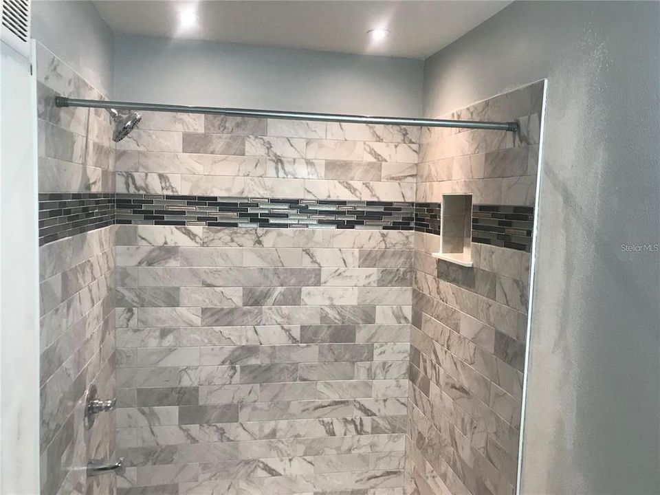 待售: $269,000 (2 贝兹, 2 浴室, 1133 平方英尺)