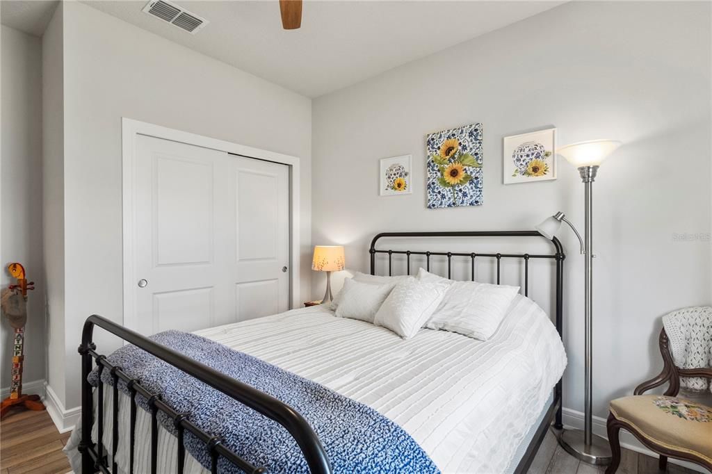 На продажу: $432,000 (2 спален, 2 ванн, 1648 Квадратных фут)