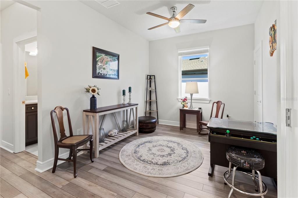 На продажу: $432,000 (2 спален, 2 ванн, 1648 Квадратных фут)