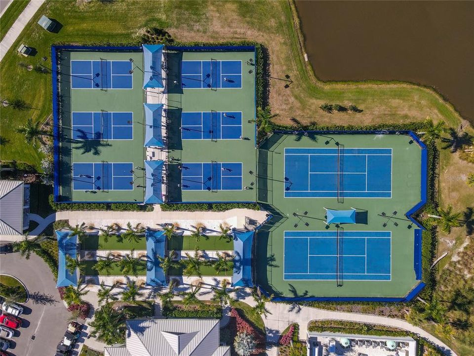 На продажу: $432,000 (2 спален, 2 ванн, 1648 Квадратных фут)