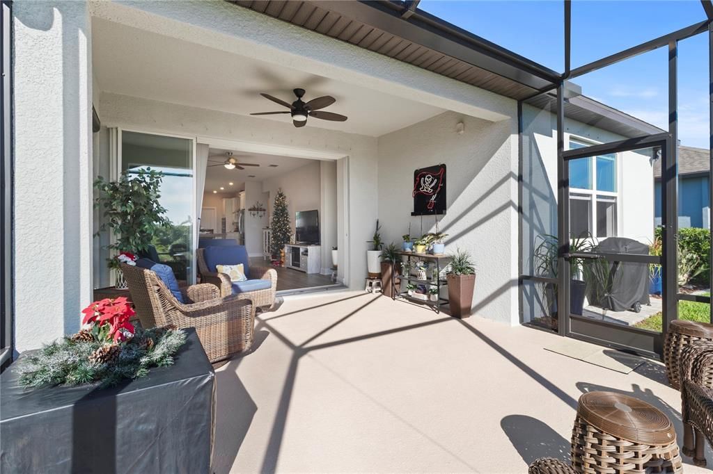 На продажу: $432,000 (2 спален, 2 ванн, 1648 Квадратных фут)