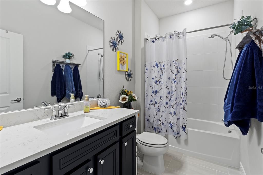 На продажу: $432,000 (2 спален, 2 ванн, 1648 Квадратных фут)