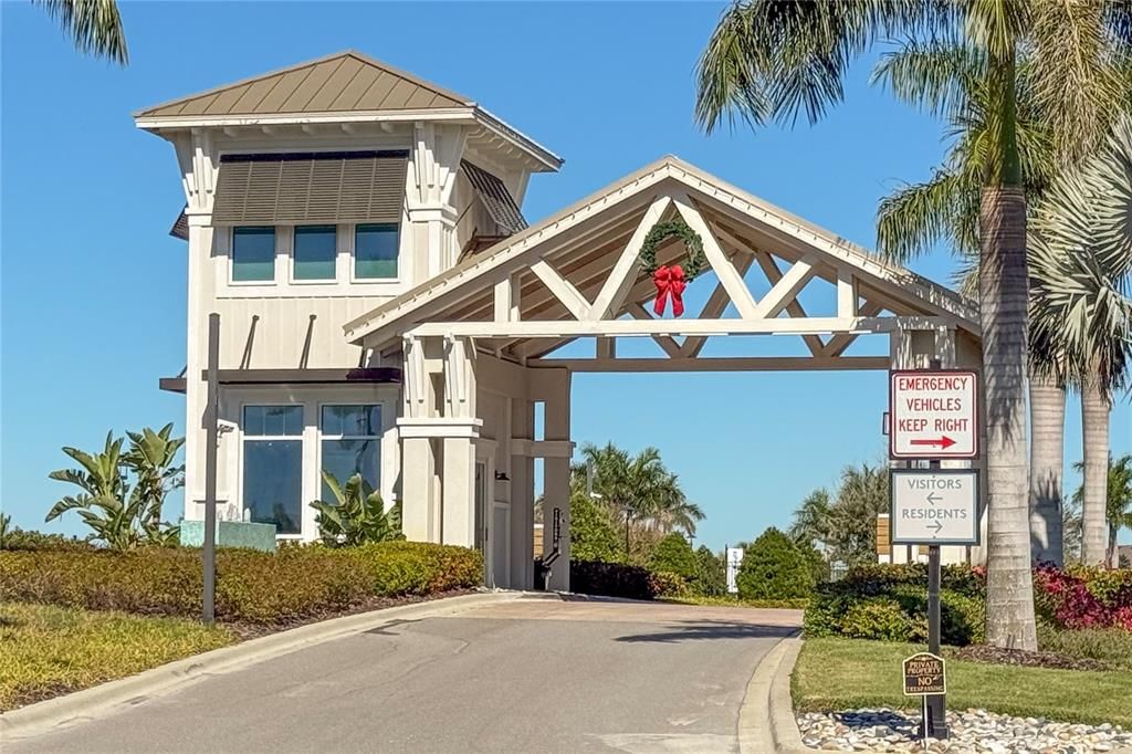 На продажу: $432,000 (2 спален, 2 ванн, 1648 Квадратных фут)