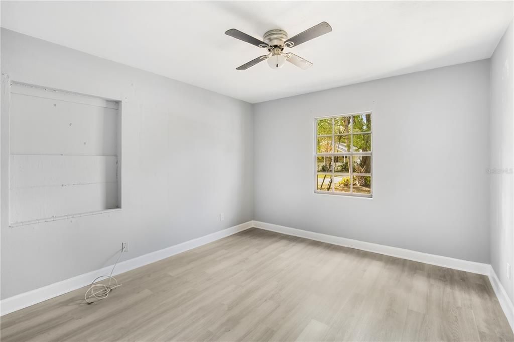 For Rent: $2,175 (3 beds, 1 baths, 1170 Square Feet)