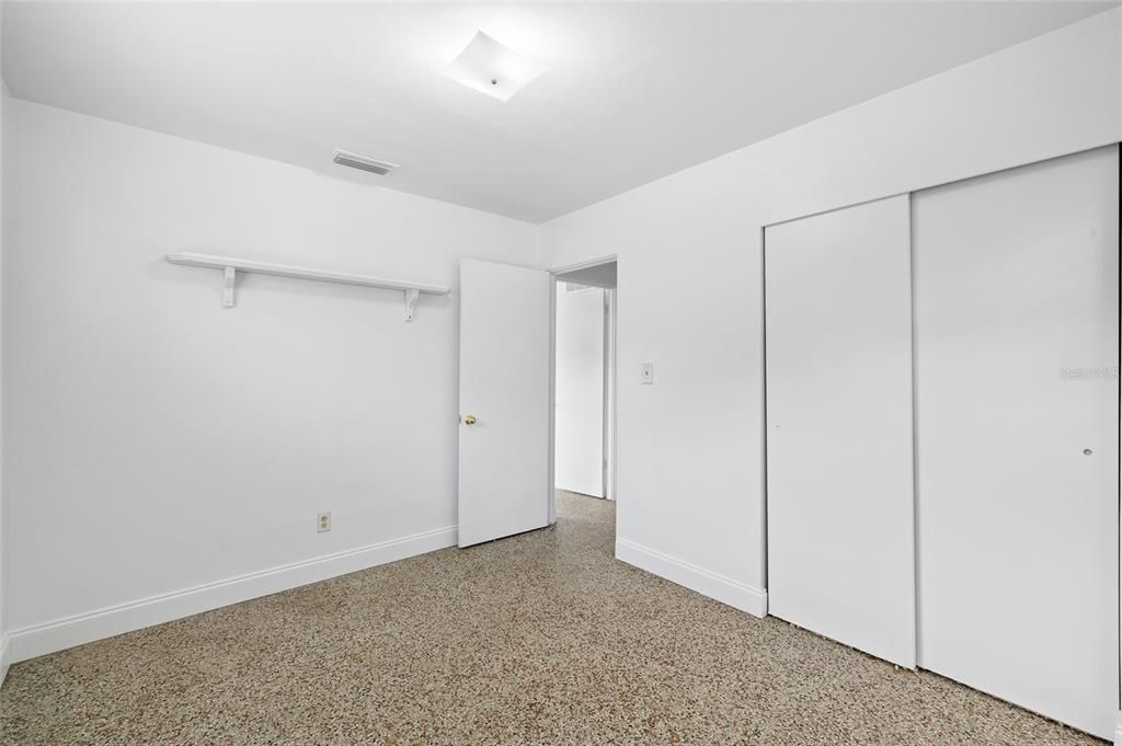 En Venta: $240,000 (2 camas, 1 baños, 816 Pies cuadrados)