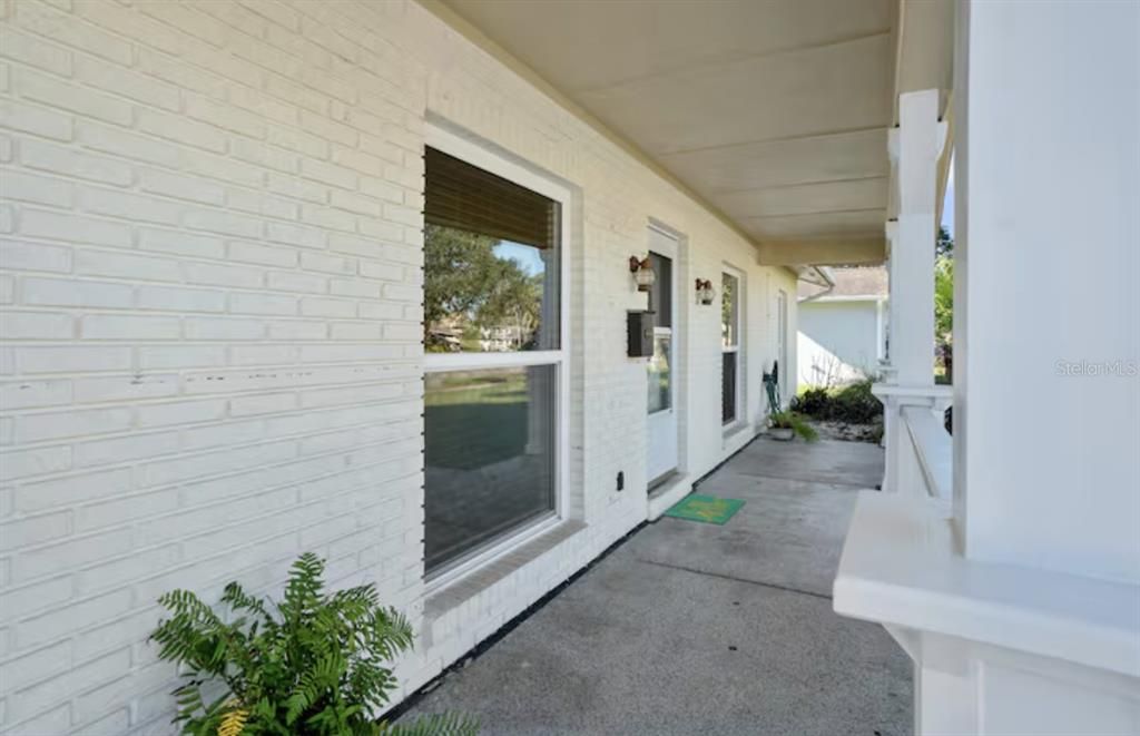 En Venta: $449,000 (4 camas, 2 baños, 1831 Pies cuadrados)