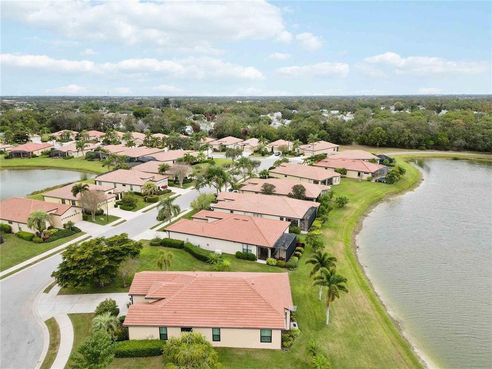 For Sale: $490,000 (2 beds, 2 baths, 1841 Square Feet)