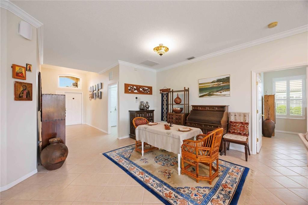 For Sale: $490,000 (2 beds, 2 baths, 1841 Square Feet)