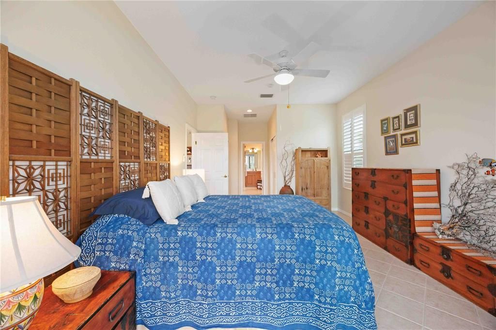 For Sale: $490,000 (2 beds, 2 baths, 1841 Square Feet)