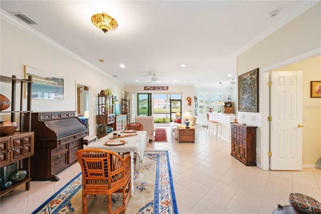 For Sale: $490,000 (2 beds, 2 baths, 1841 Square Feet)