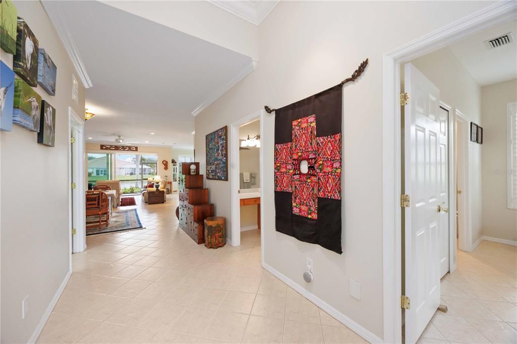 For Sale: $490,000 (2 beds, 2 baths, 1841 Square Feet)