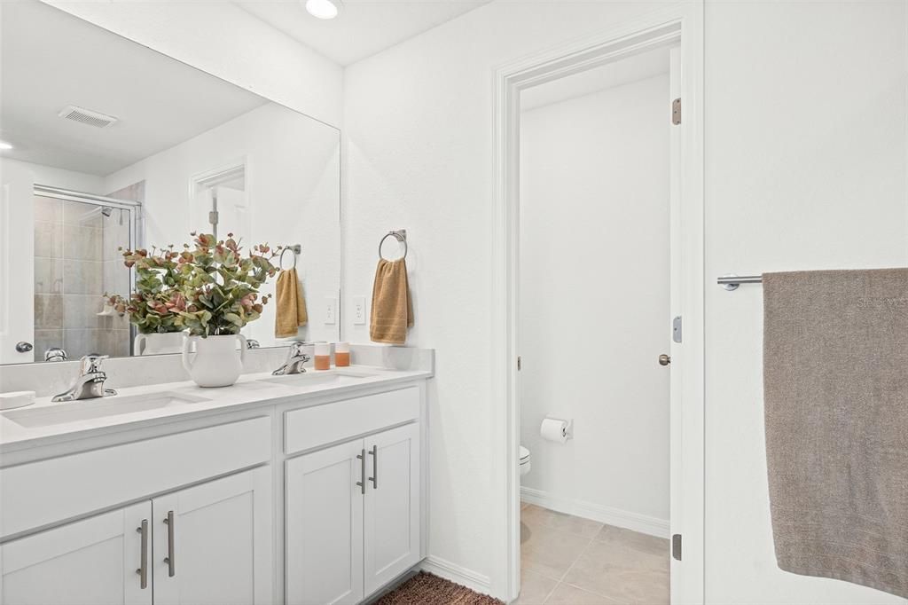 В аренду: $2,100 (3 спален, 2 ванн, 1405 Квадратных фут)