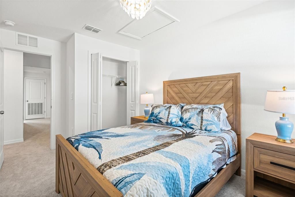 В аренду: $2,100 (3 спален, 2 ванн, 1405 Квадратных фут)