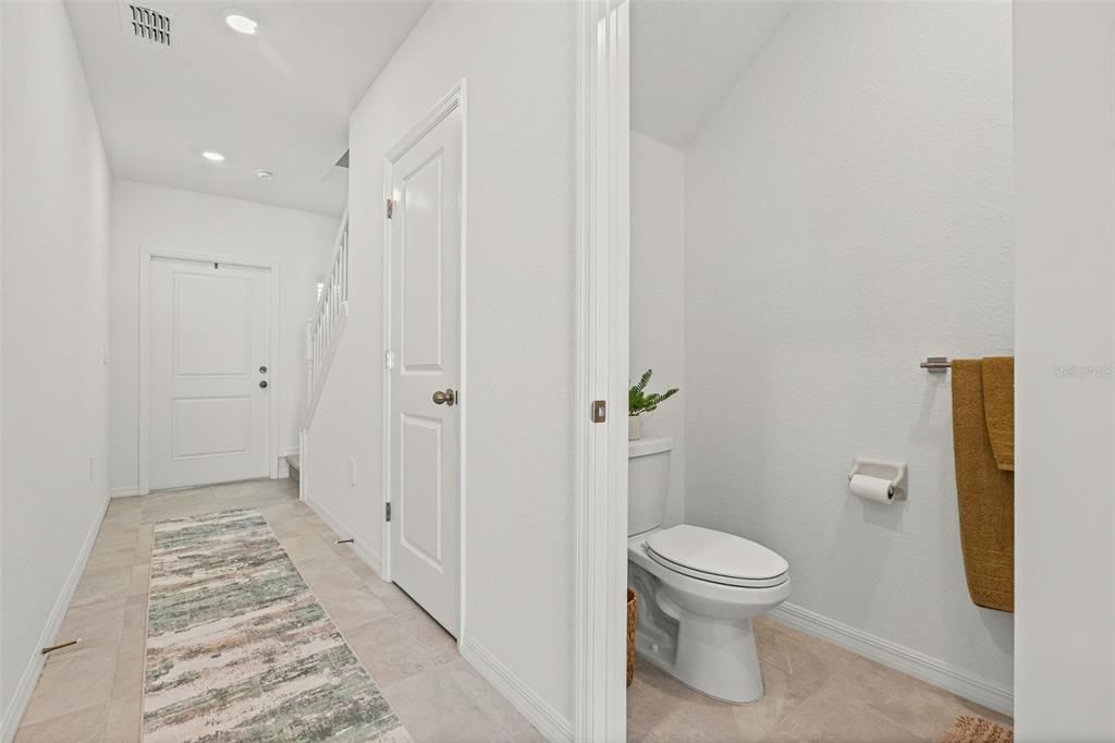 В аренду: $2,100 (3 спален, 2 ванн, 1405 Квадратных фут)