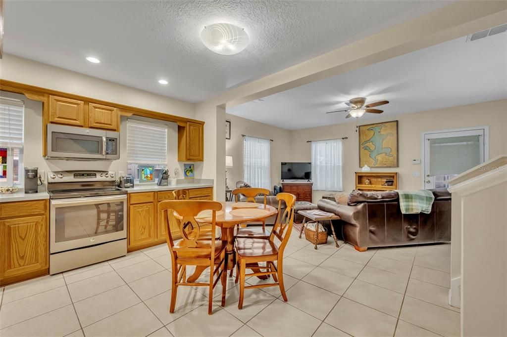 For Sale: $429,900 (2 beds, 2 baths, 1440 Square Feet)
