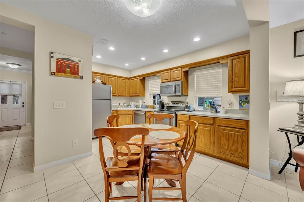 For Sale: $429,900 (2 beds, 2 baths, 1440 Square Feet)