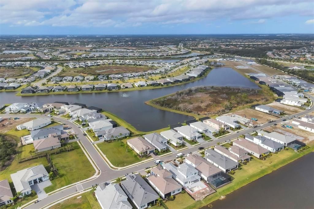 待售: $989,000 (3 贝兹, 3 浴室, 2569 平方英尺)