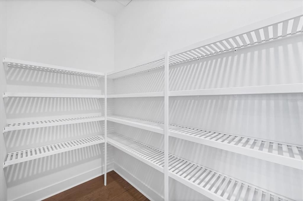 待售: $989,000 (3 贝兹, 3 浴室, 2569 平方英尺)