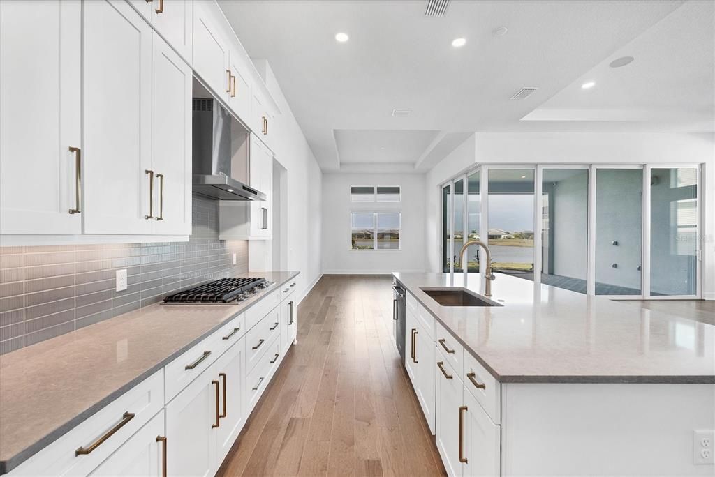 待售: $989,000 (3 贝兹, 3 浴室, 2569 平方英尺)