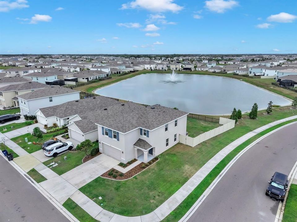 For Sale: $389,000 (4 beds, 2 baths, 2308 Square Feet)