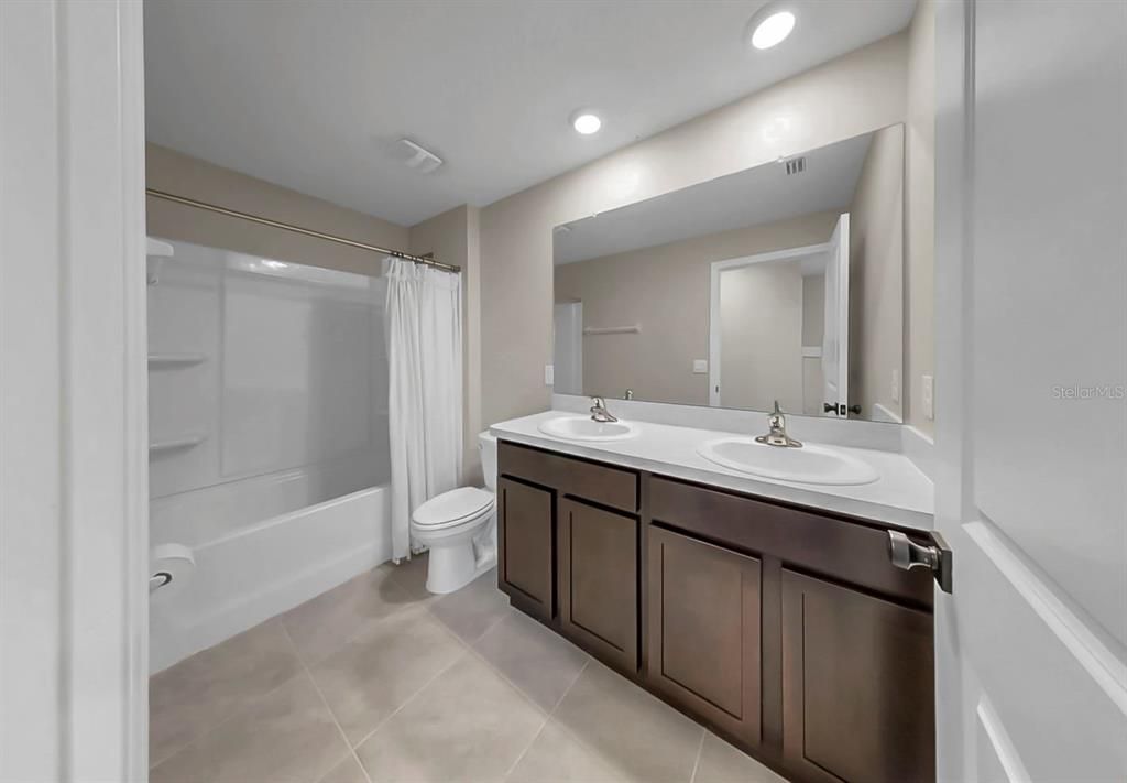 For Sale: $389,000 (4 beds, 2 baths, 2308 Square Feet)