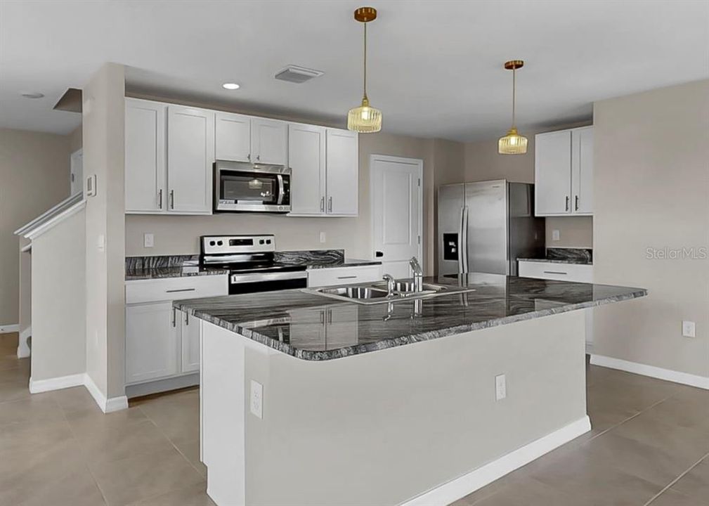 For Sale: $389,000 (4 beds, 2 baths, 2308 Square Feet)