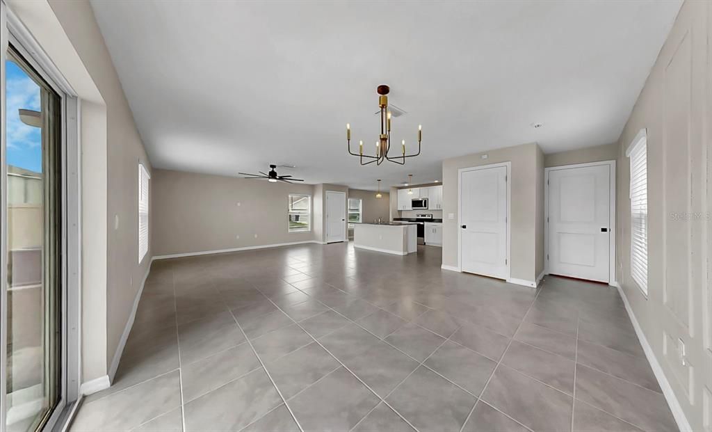For Sale: $389,000 (4 beds, 2 baths, 2308 Square Feet)