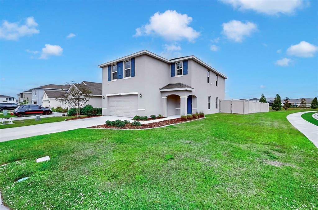 For Sale: $389,000 (4 beds, 2 baths, 2308 Square Feet)