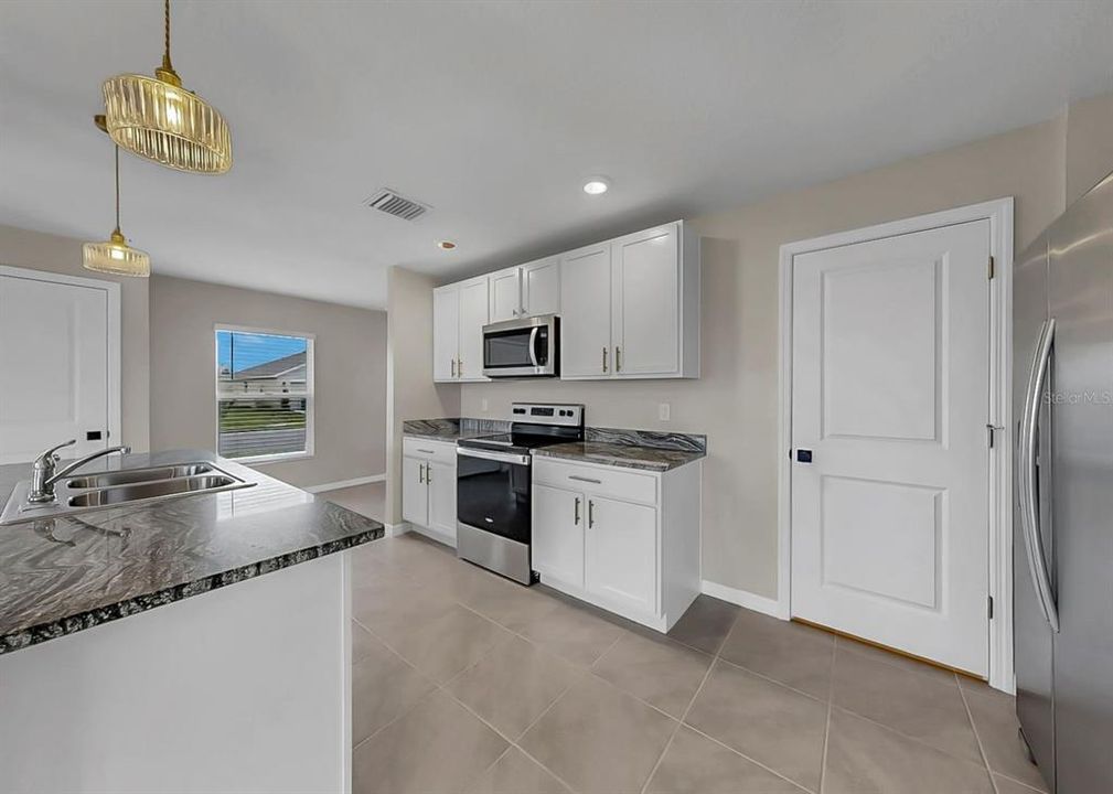 For Sale: $389,000 (4 beds, 2 baths, 2308 Square Feet)