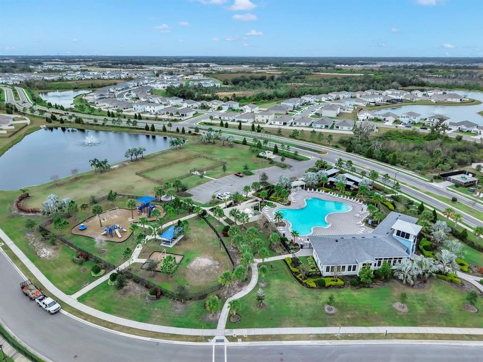 For Sale: $389,000 (4 beds, 2 baths, 2308 Square Feet)