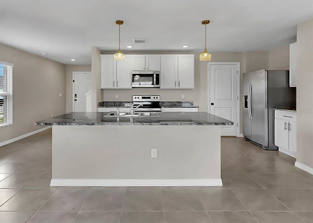 For Sale: $389,000 (4 beds, 2 baths, 2308 Square Feet)