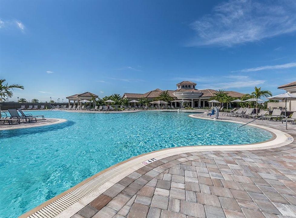 出租: $1,900 (2 贝兹, 2 浴室, 1142 平方英尺)