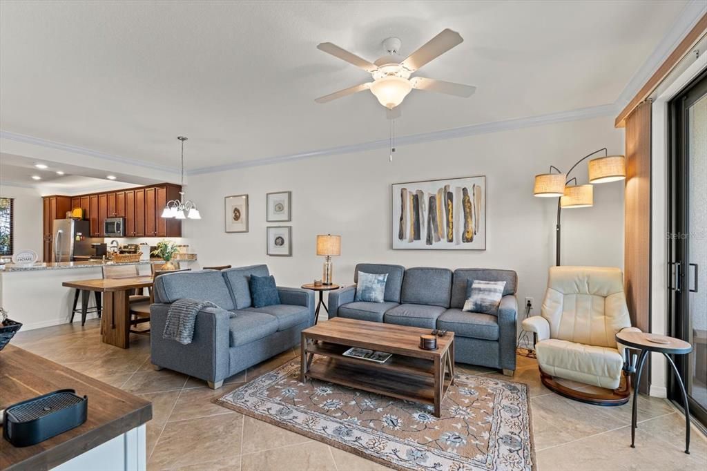 出租: $1,900 (2 贝兹, 2 浴室, 1142 平方英尺)