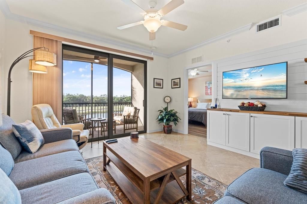 出租: $1,900 (2 贝兹, 2 浴室, 1142 平方英尺)