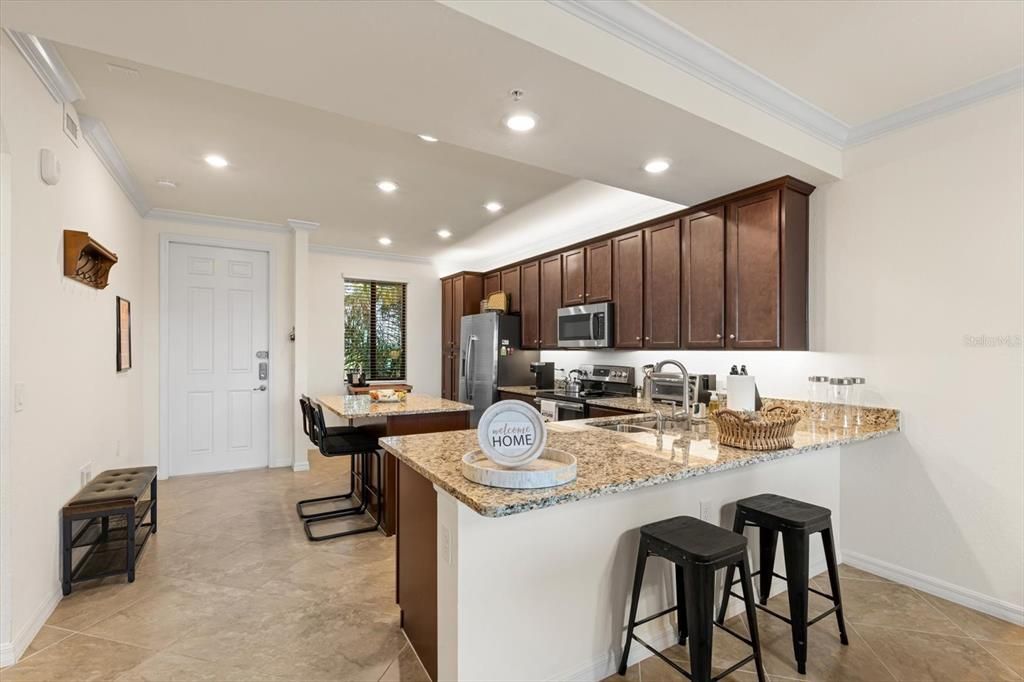 出租: $1,900 (2 贝兹, 2 浴室, 1142 平方英尺)