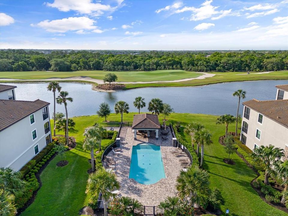 出租: $1,900 (2 贝兹, 2 浴室, 1142 平方英尺)