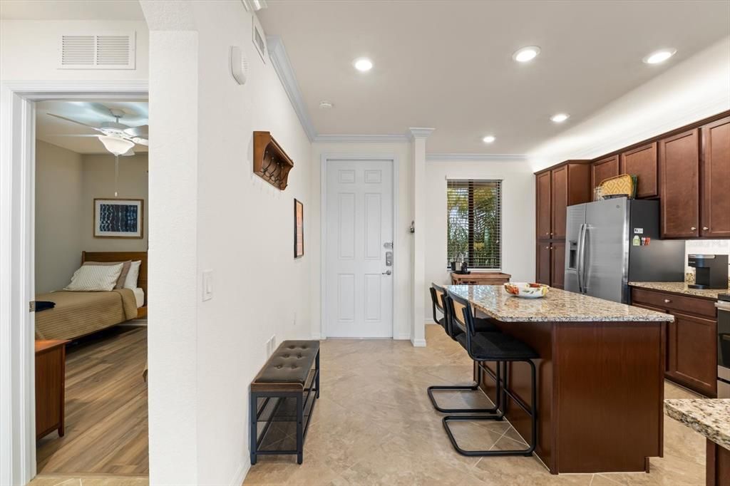 出租: $1,900 (2 贝兹, 2 浴室, 1142 平方英尺)