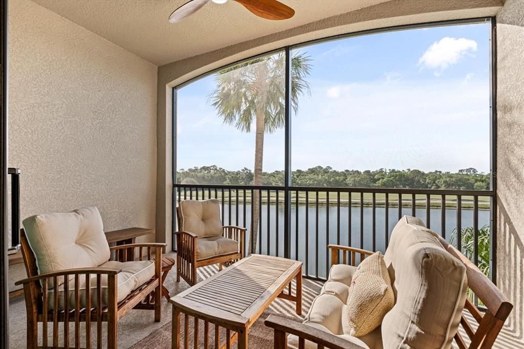 出租: $1,900 (2 贝兹, 2 浴室, 1142 平方英尺)