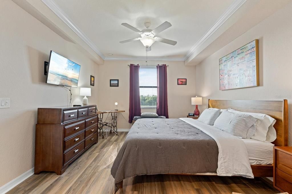 出租: $1,900 (2 贝兹, 2 浴室, 1142 平方英尺)