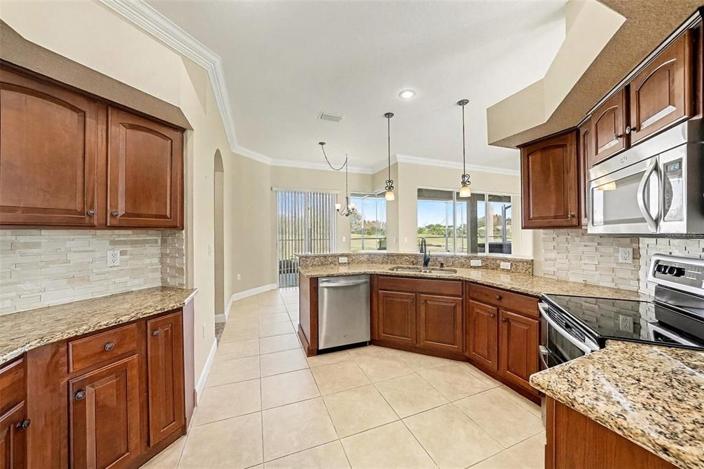 На продажу: $450,000 (3 спален, 2 ванн, 1809 Квадратных фут)