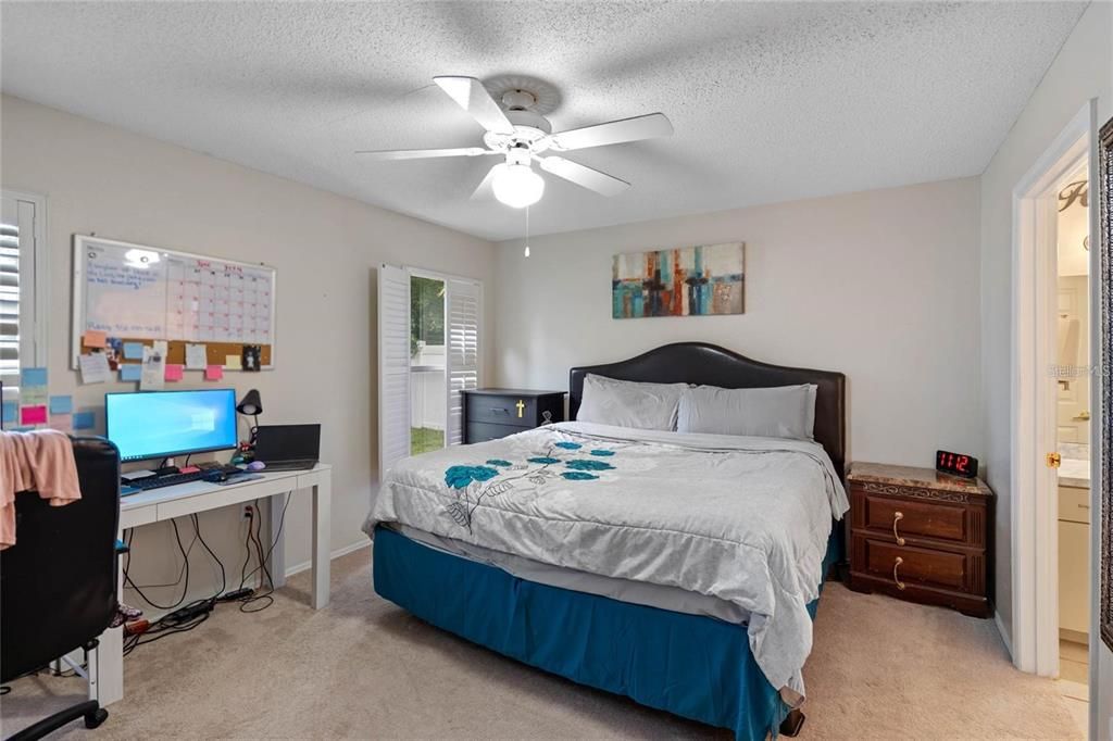 For Rent: $2,200 (3 beds, 2 baths, 1453 Square Feet)