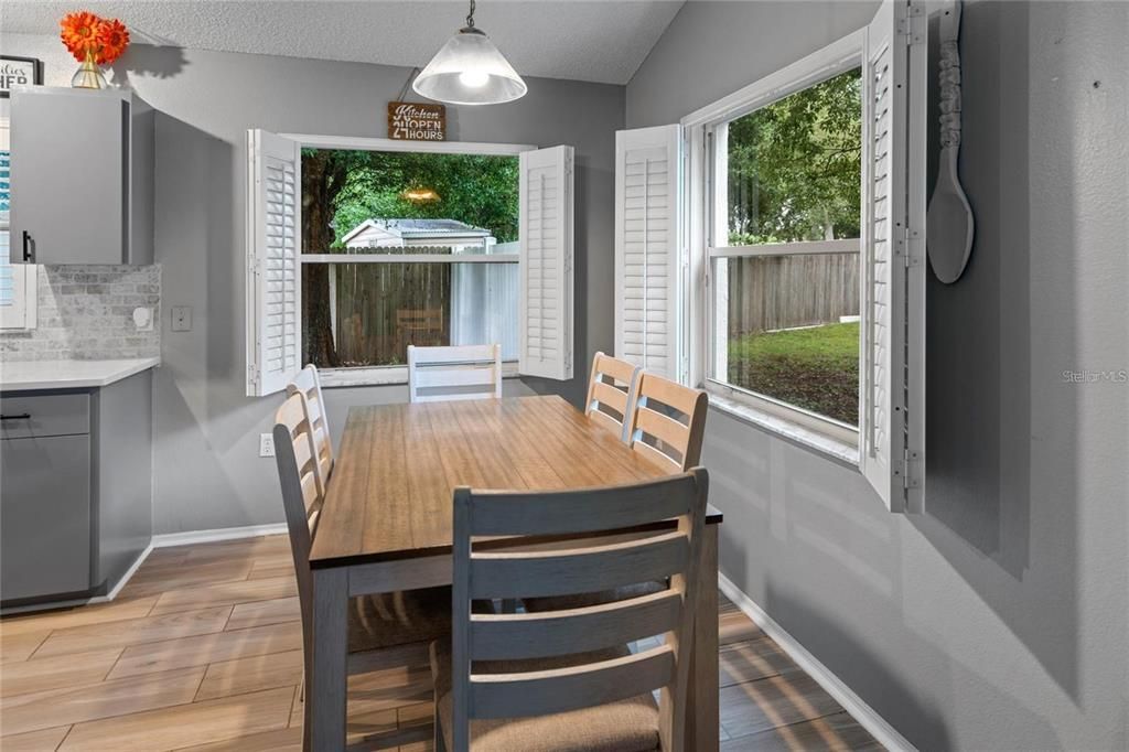 For Rent: $2,200 (3 beds, 2 baths, 1453 Square Feet)