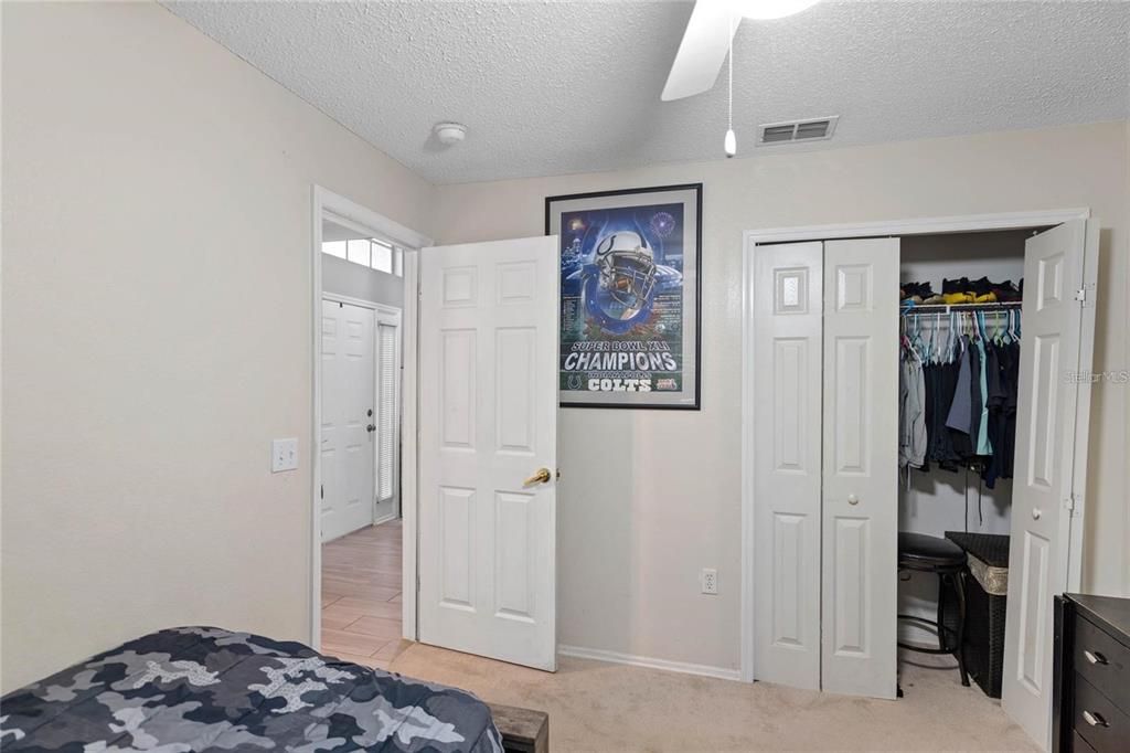 For Rent: $2,200 (3 beds, 2 baths, 1453 Square Feet)