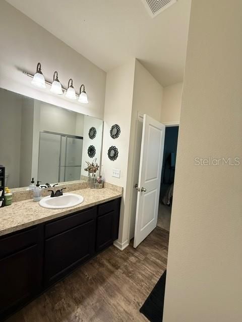 For Sale: $325,000 (3 beds, 2 baths, 1537 Square Feet)