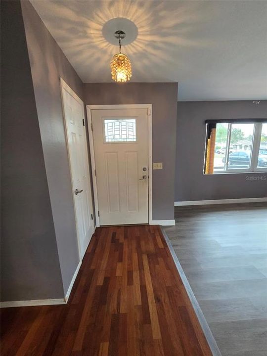 En Venta: $339,900 (3 camas, 2 baños, 1549 Pies cuadrados)